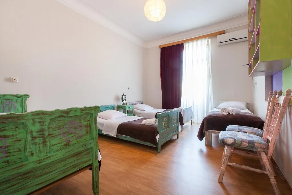 דירה טביליסי Sweet Home At Rustaveli Avenue גאורגיה