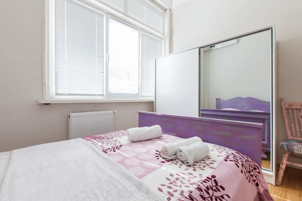 טביליסי Sweet Home At Rustaveli Avenue דירה
