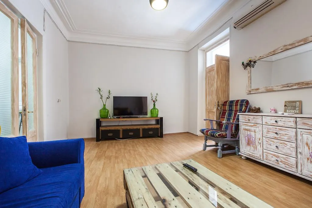 דירה טביליסי Sweet Home At Rustaveli Avenue
